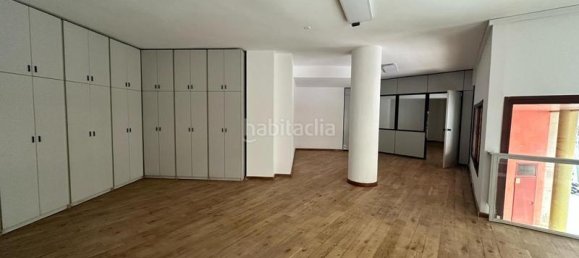 Gewerbliche Immobilie in Barcelona, Spain 130m², Nr. 62865 4