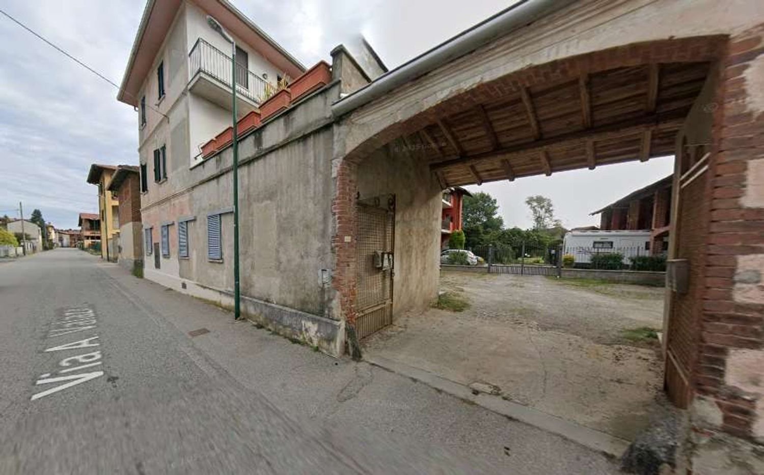 Apartamento T5 em Boca, Italy N.º 332331