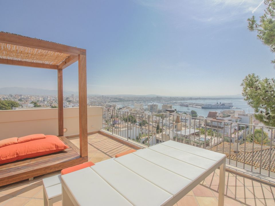 Вилла с 4 спальнями в Пальма-де-Майорка, Испания № 271504