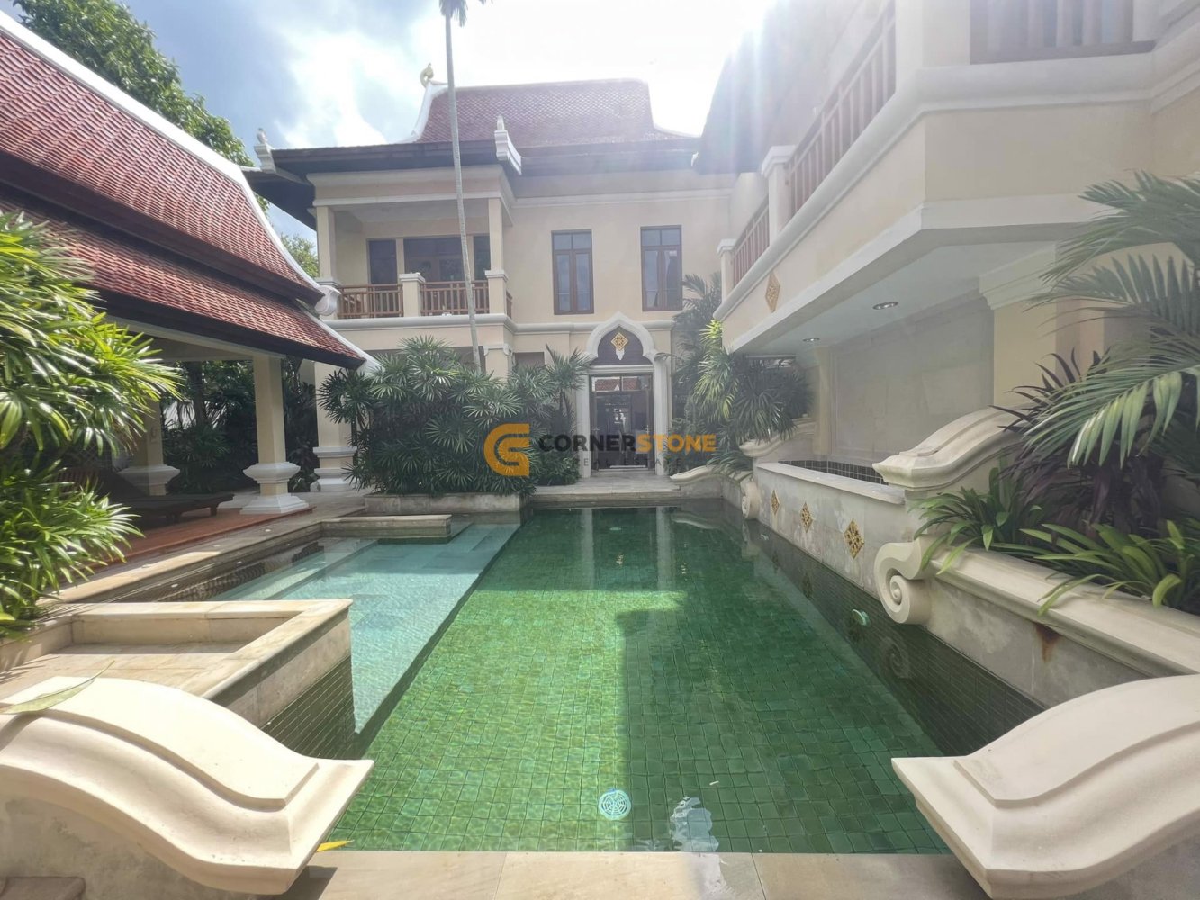 3 bedrooms Cafe / restaurant in Pattaya, Thailand No. 19495