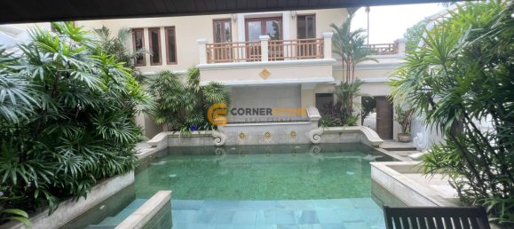 3 bedrooms Cafe / restaurant in Pattaya, Thailand No. 19495 4