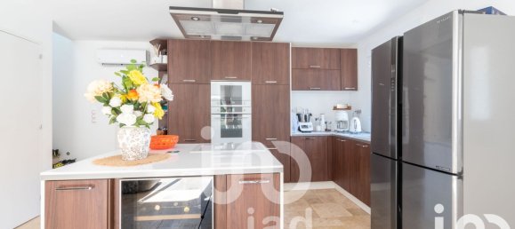 3 Schlafzimmer Haus in Epone, France, Nr. 316171 12