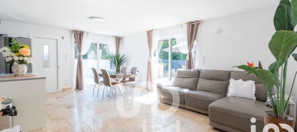 3 Schlafzimmer Haus in Epone, France, Nr. 316171 5