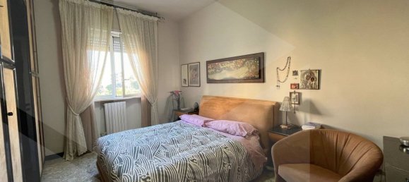 Apartamento de 4 divisões em Bari, Italy N.º 19491 20