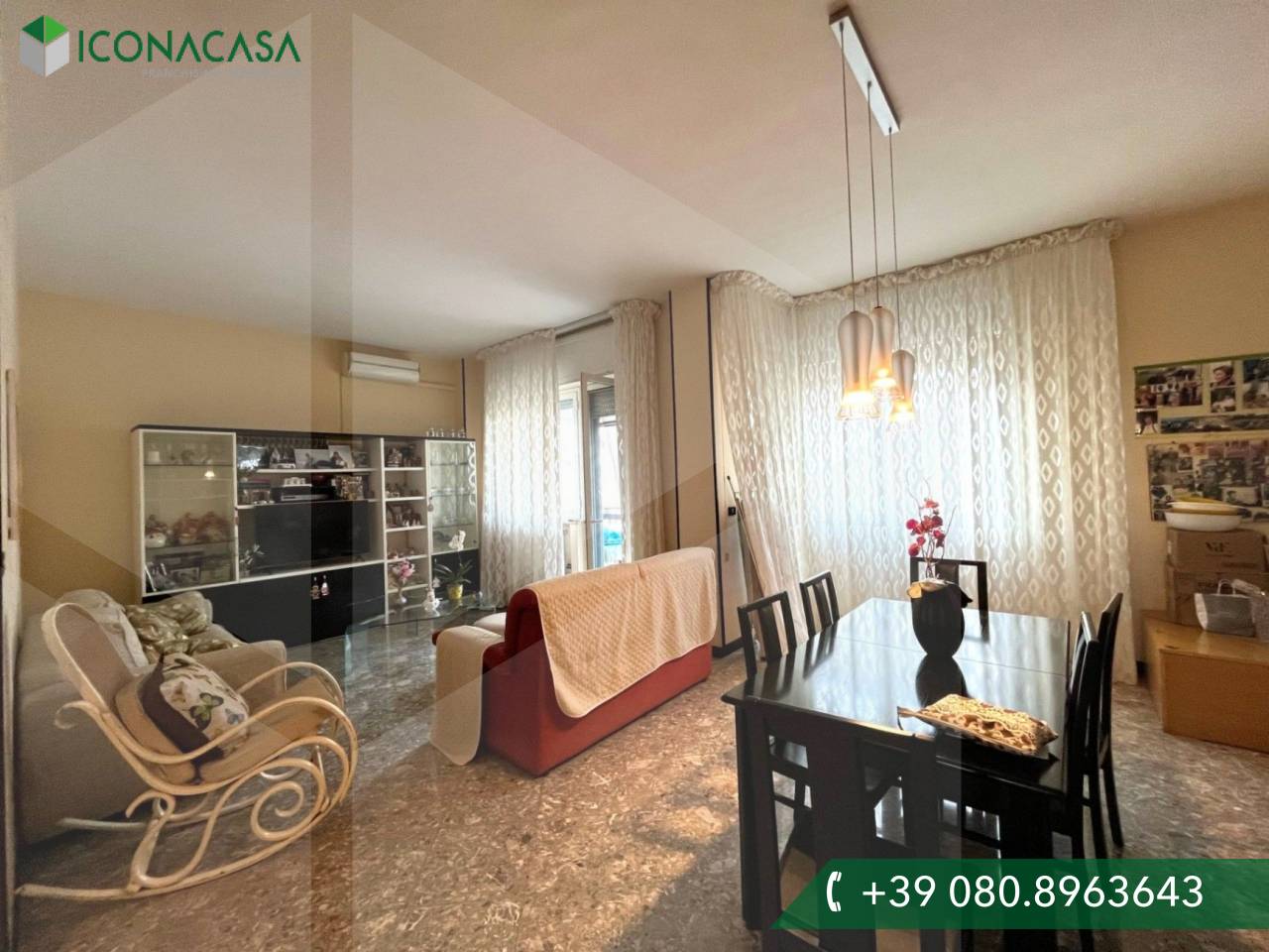 Apartamento de 4 divisões em Bari, Italy N.º 19491