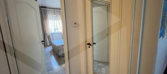 Apartamento de 4 divisões em Bari, Italy N.º 19491 19