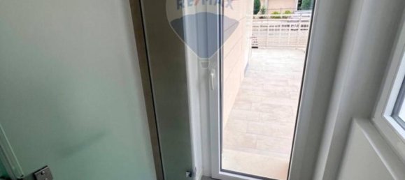 Apartamento de 4 habitaciónes en Verona, Italy No. 32547 80