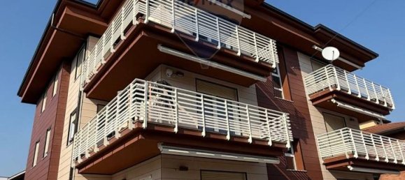 Apartamento de 4 habitaciónes en Verona, Italy No. 32547 8