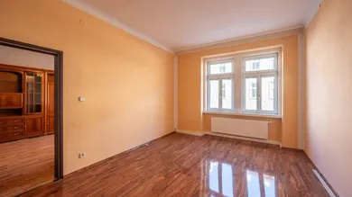 5غرفة شقة في Meidling, Austria رقم 136869