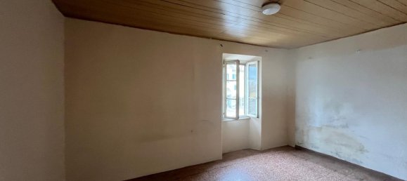 4 bedrooms House in Marzano, Italy No. 365587 19