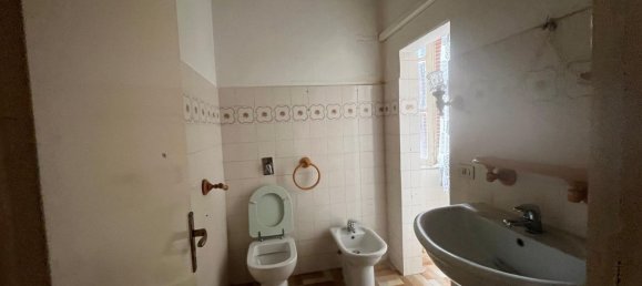 4 bedrooms House in Marzano, Italy No. 365587 21