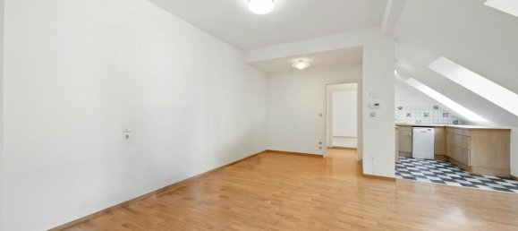 3 rooms Apartment in Hollabrunn, Austria No. 177255 3