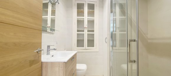 1 bedroom Apartment in Marbella, Spain No. 133960 10