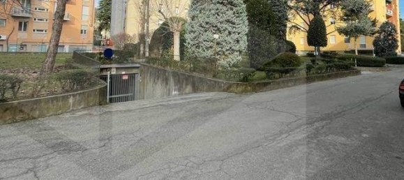 60m² Garage in Bologna, Italy No. 26292 2