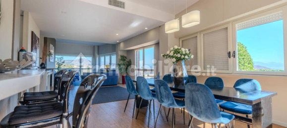 3 bedrooms Villa in Arona, Italy No. 107754 19