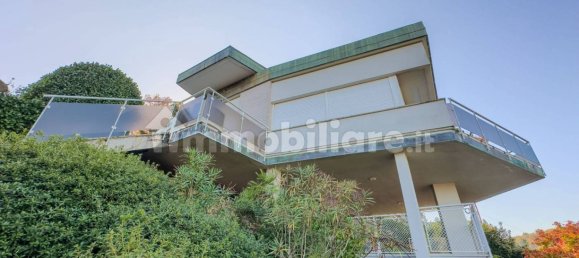 3 bedrooms Villa in Arona, Italy No. 107754 2