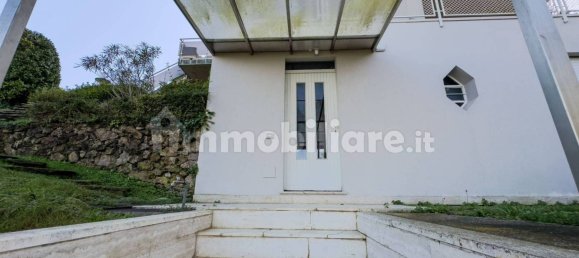 3 bedrooms Villa in Arona, Italy No. 107754 13