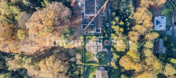 3 bedrooms Villa in Arona, Italy No. 107754 3