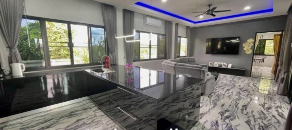 4 bedrooms Villa in Phetchaburi, Thailand No. 22356 9