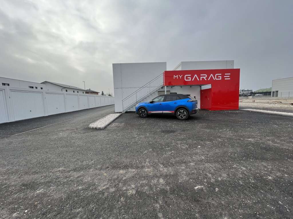  Garage in Wels, Austria No. 14215