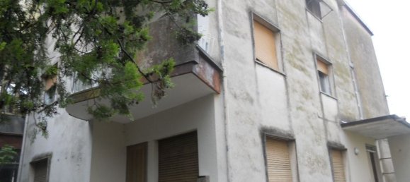 6-salle Appartement à Udine, Italy No. 173464 3