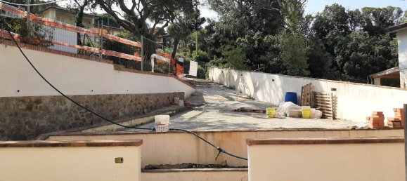 4-salle Appartement à Rosignano Marittimo, Italy No. 217363 7