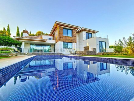 4 bedrooms House in Almancil, Portugal No. 137982