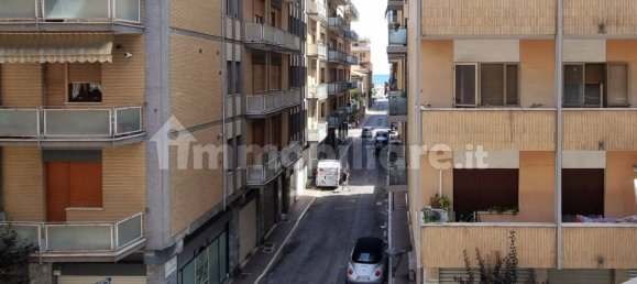 Квартира с 3 спальнями в Пескара, Италия № 296142 12