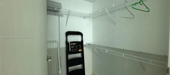 1 chambre propriété commerciale à louer à Miami, Miami-Dade, Florida, USA № 615043 7