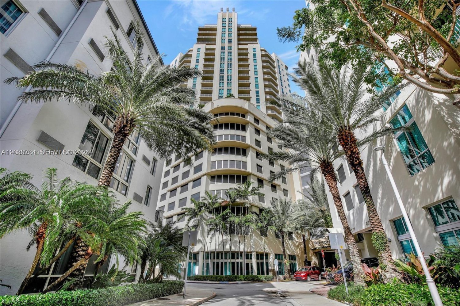 1 chambre propriété commerciale à louer à Miami, Miami-Dade, Florida, USA № 615043