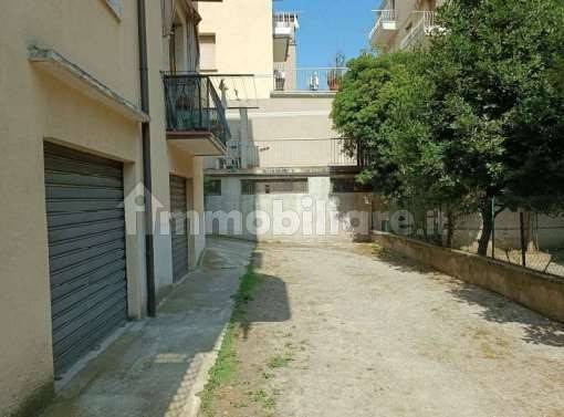  مستودع في Brescia, Italy 54متر مربع رقم 285736