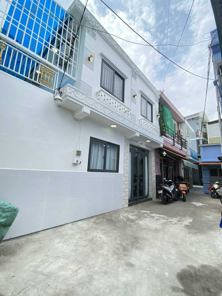 52m² Townhouse in District 7, Vietnam No. 19261