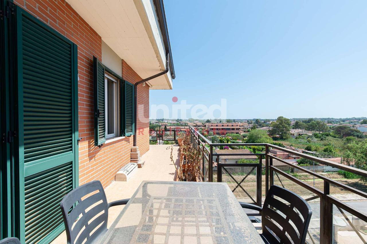 3 rooms Apartment in Rome, Italy No. 178525