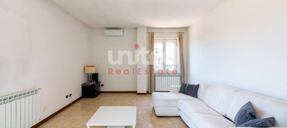 3 rooms Apartment in Rome, Italy No. 178525 6