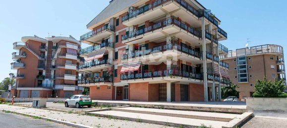 3 rooms Apartment in Rome, Italy No. 178525 18