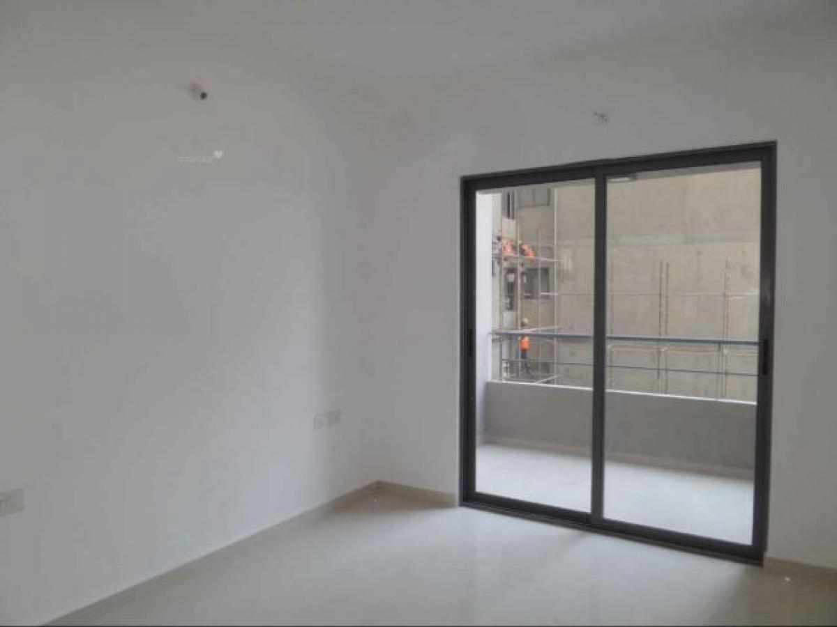 2 bedrooms House in Pune, India No. 45119