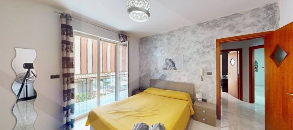 Apartamento de 3 dormitorios en Mariglianella, Italy No. 24675 15
