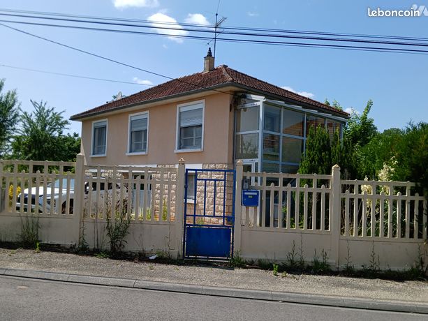 Adosado de 2 dormitorios en Hery, France No. 353283