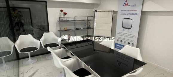 385m² Office in Paris, France No. 322813 8