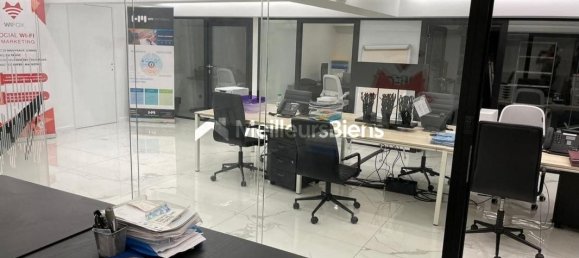 385m² Office in Paris, France No. 322813 7