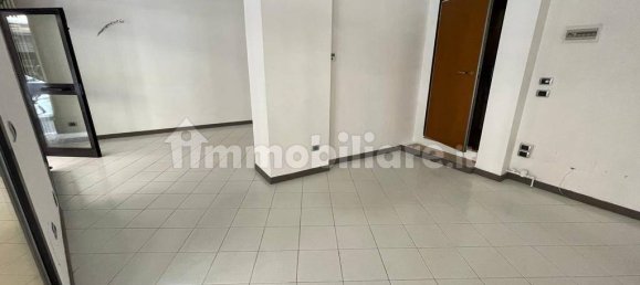 Propiedad comercial de 1 habitación en Bologna, Italy No. 357258 4