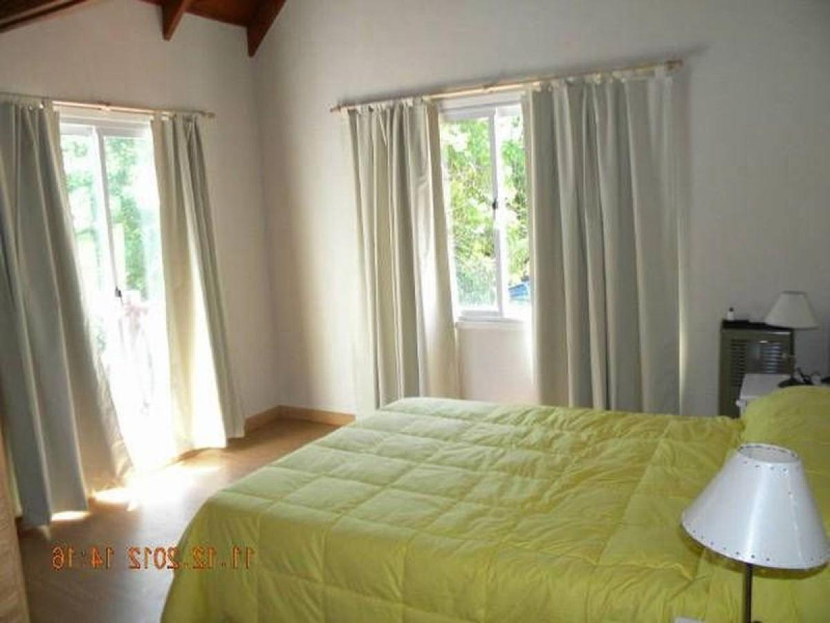 Дом с 3 спальнями в Мар-дель-Плата, Аргентина № 66313