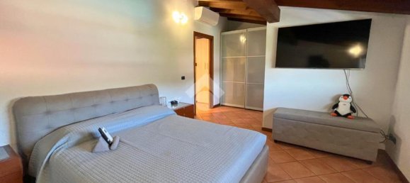 2 Schlafzimmer Wohnung in Capriolo, Italy, Nr. 268793 22