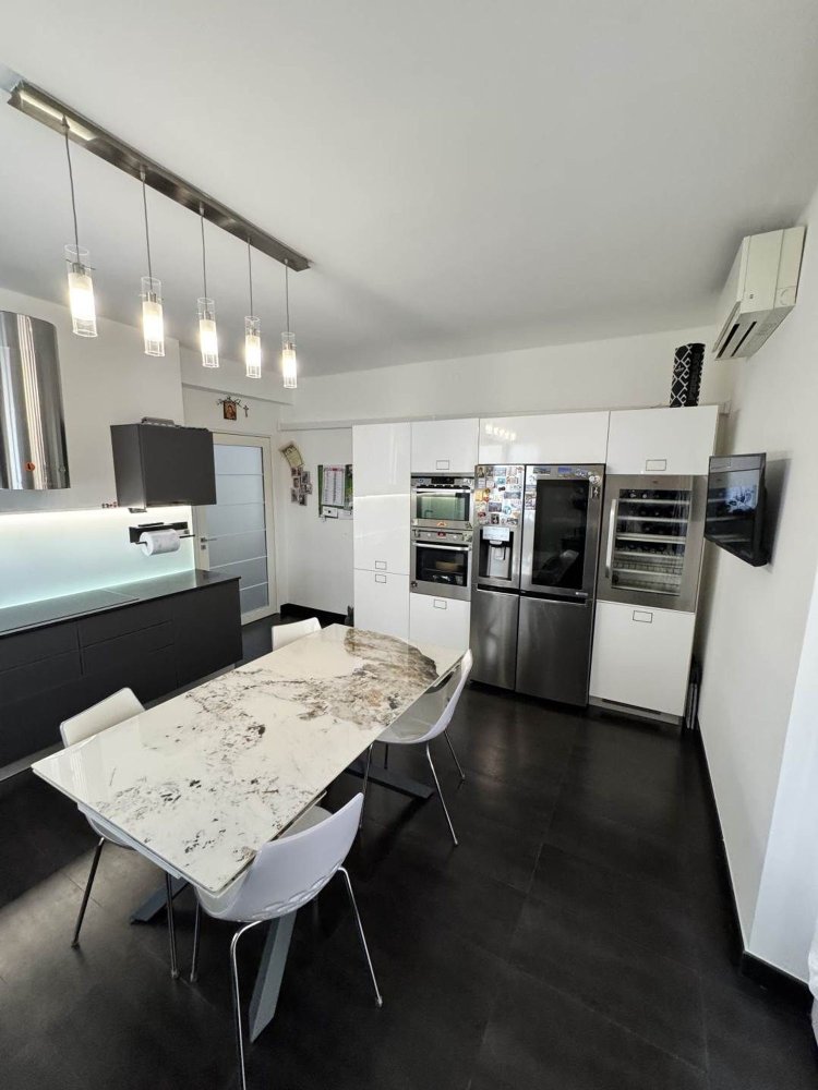 Apartamento de 4 dormitorios en Trentino-Alto Adige, Italy No. 332099