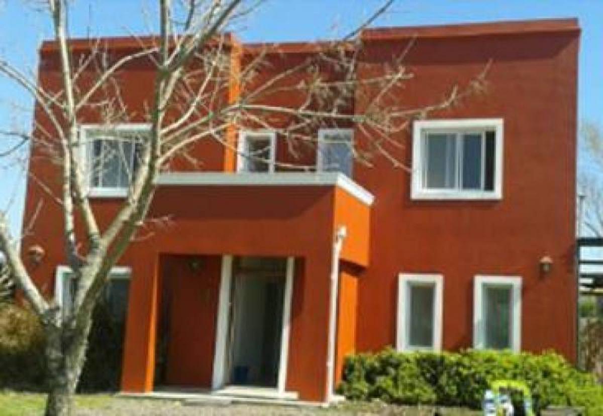 3 bedrooms House in Tigre, Argentina No. 88375