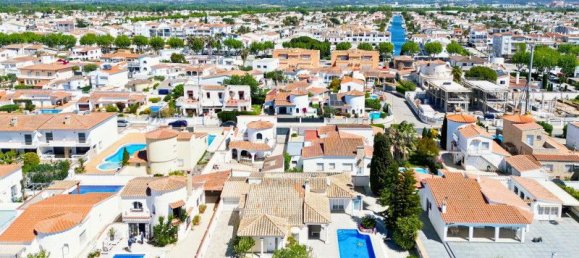 Casa T5 em Empuriabrava, Spain N.º 82929 54