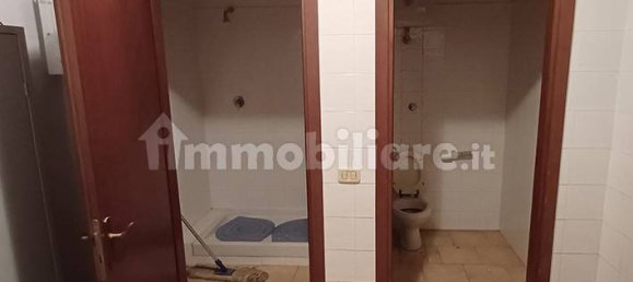 952m² Warehouse in Grosseto, Italy No. 82958 19