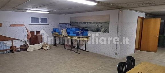 952m² Warehouse in Grosseto, Italy No. 82958 36