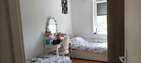 Apartamento de 3 dormitorios en Saint-Jean-de-la-Ruelle, France No. 302681 3