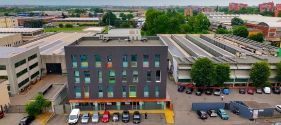 Escritório em Paderno Dugnano, Italy 141 m² N.º 112522 33